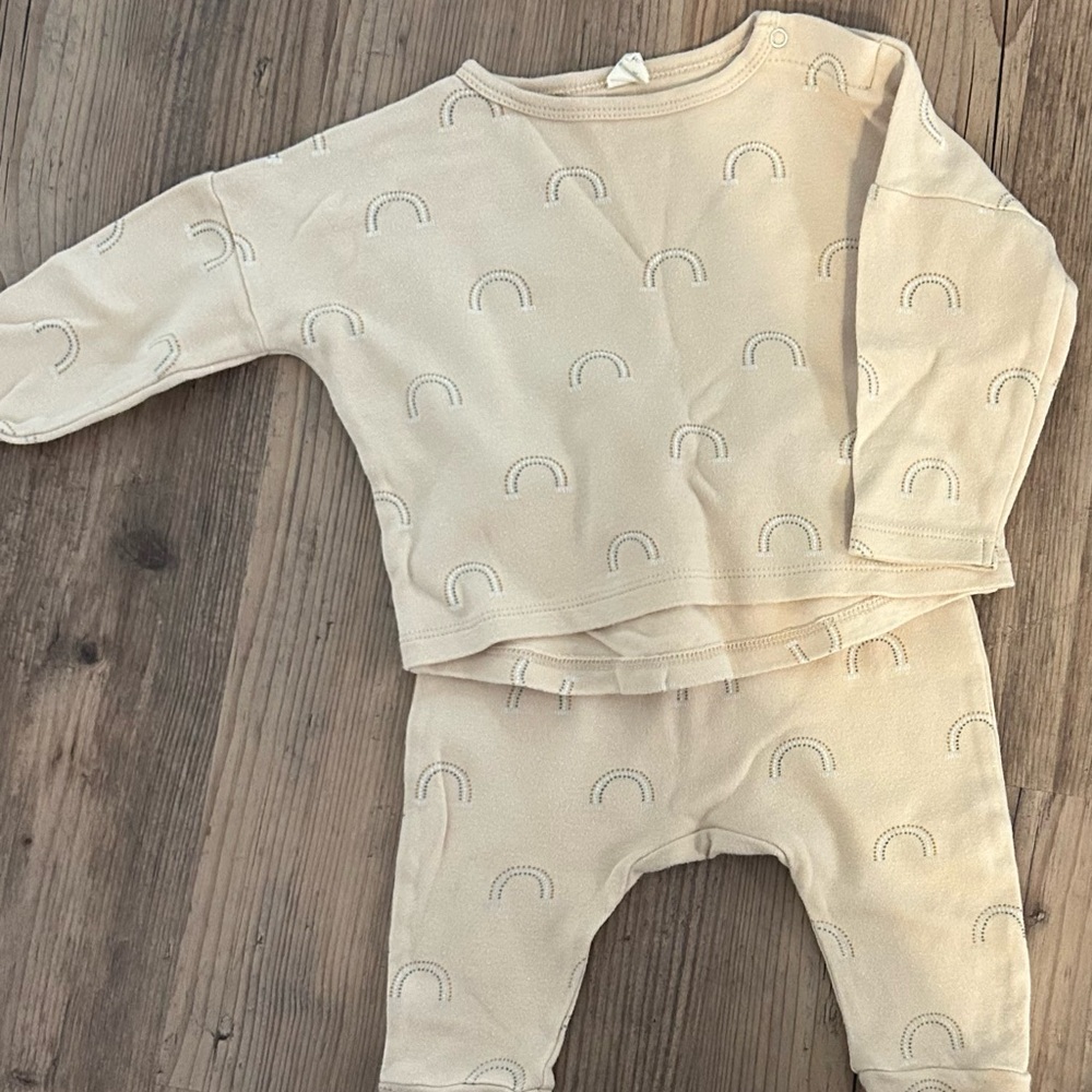 Q by Quincy Mae rainbow pattern two piece set
